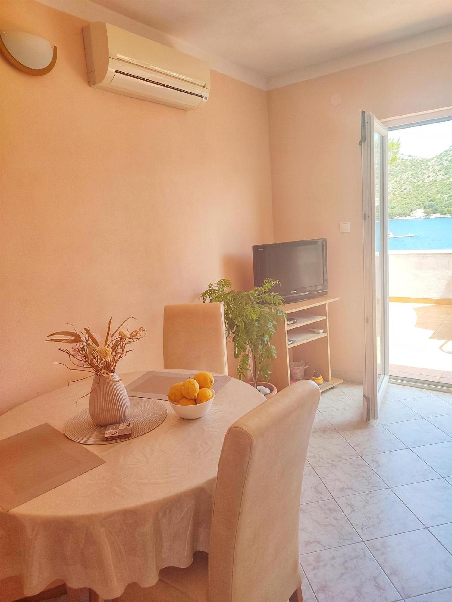 Apartments Vesna Lastovo Экстерьер фото