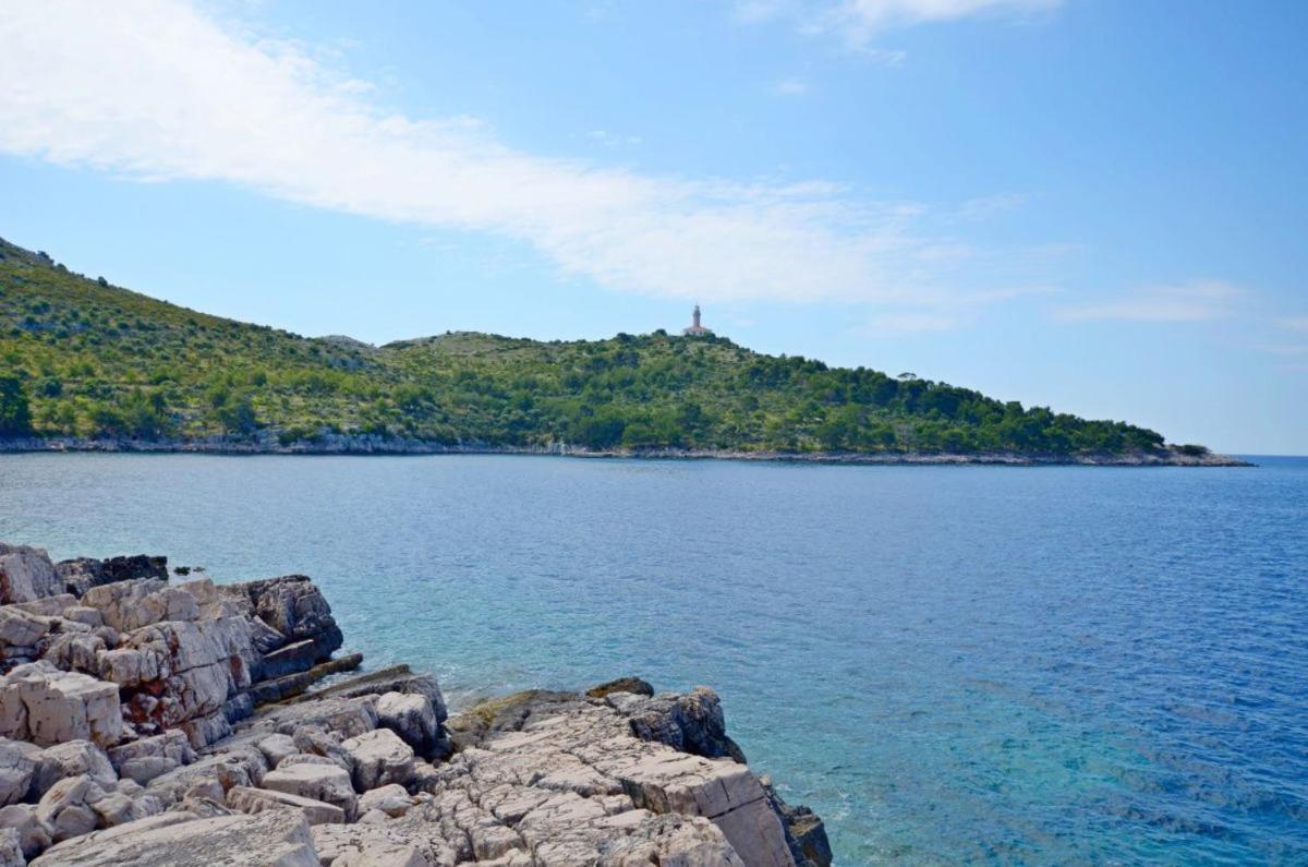 Apartments Vesna Lastovo Экстерьер фото